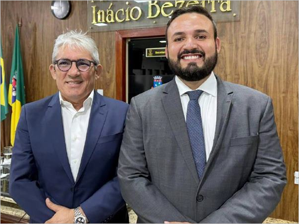 No momento, você está visualizando CAICÓ: Prefeito Dr. Tadeu abre trabalhos legislativos de 2025 com mensagem de compromisso e desenvolvimento para Caicó