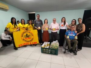Leia mais sobre o artigo NATAL: Prefeitura entrega 14 toneladas de alimentos arrecadados no São João para instituições sociais
