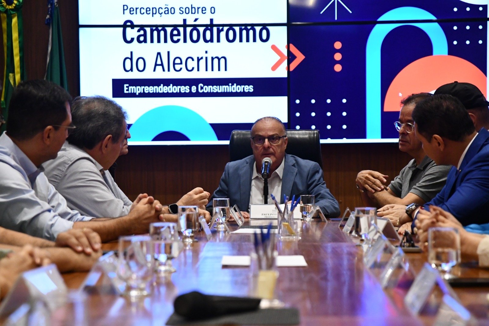Leia mais sobre o artigo NATAL: Prefeitura e Fecomércio discutem projeto de reordenamento do comércio do Alecrim