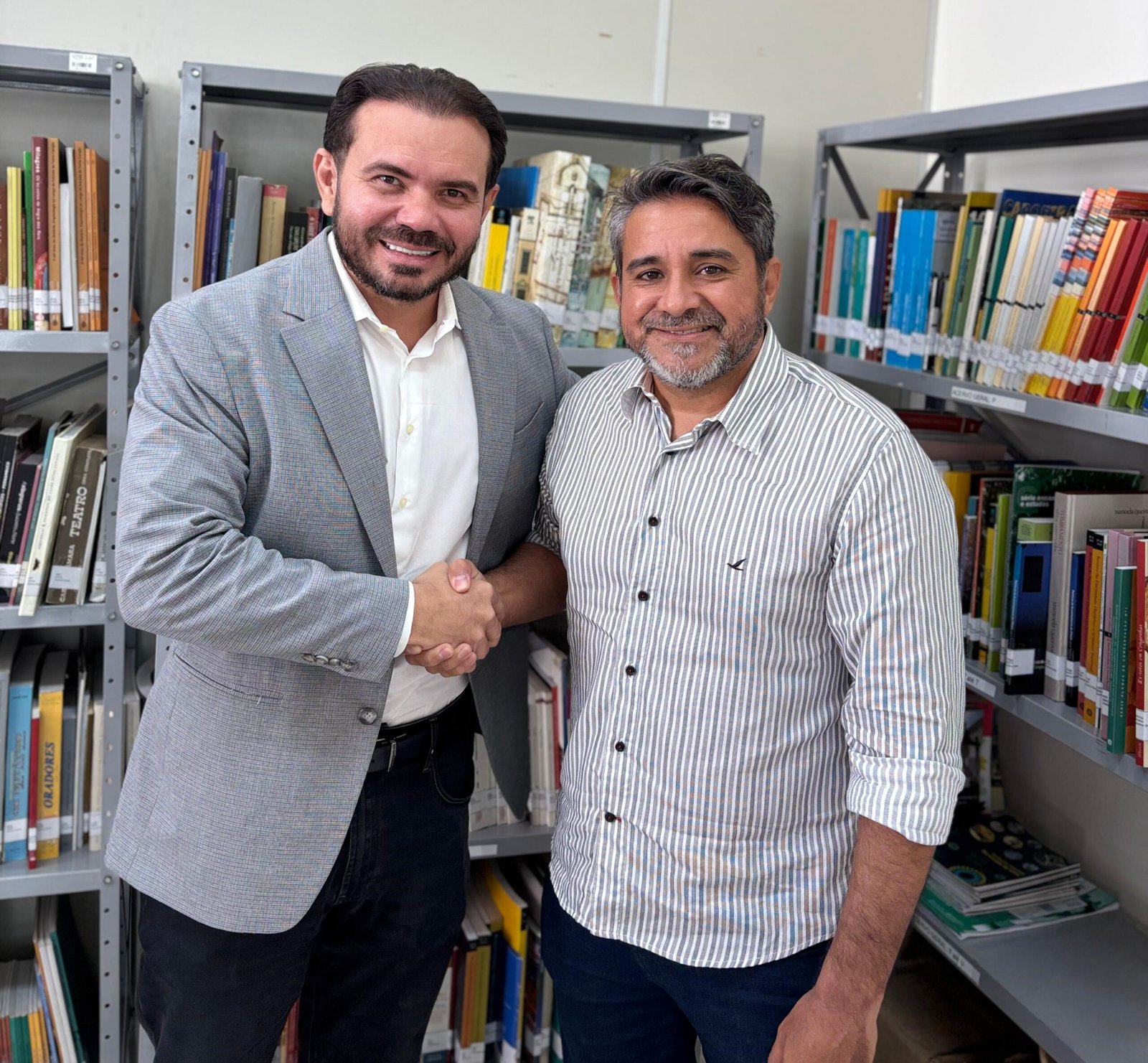 Leia mais sobre o artigo Superintendência do IPHAN-RN firma parceria com o projeto Memória Potiguar visando a preservação do patrimônio fotográfico do RN