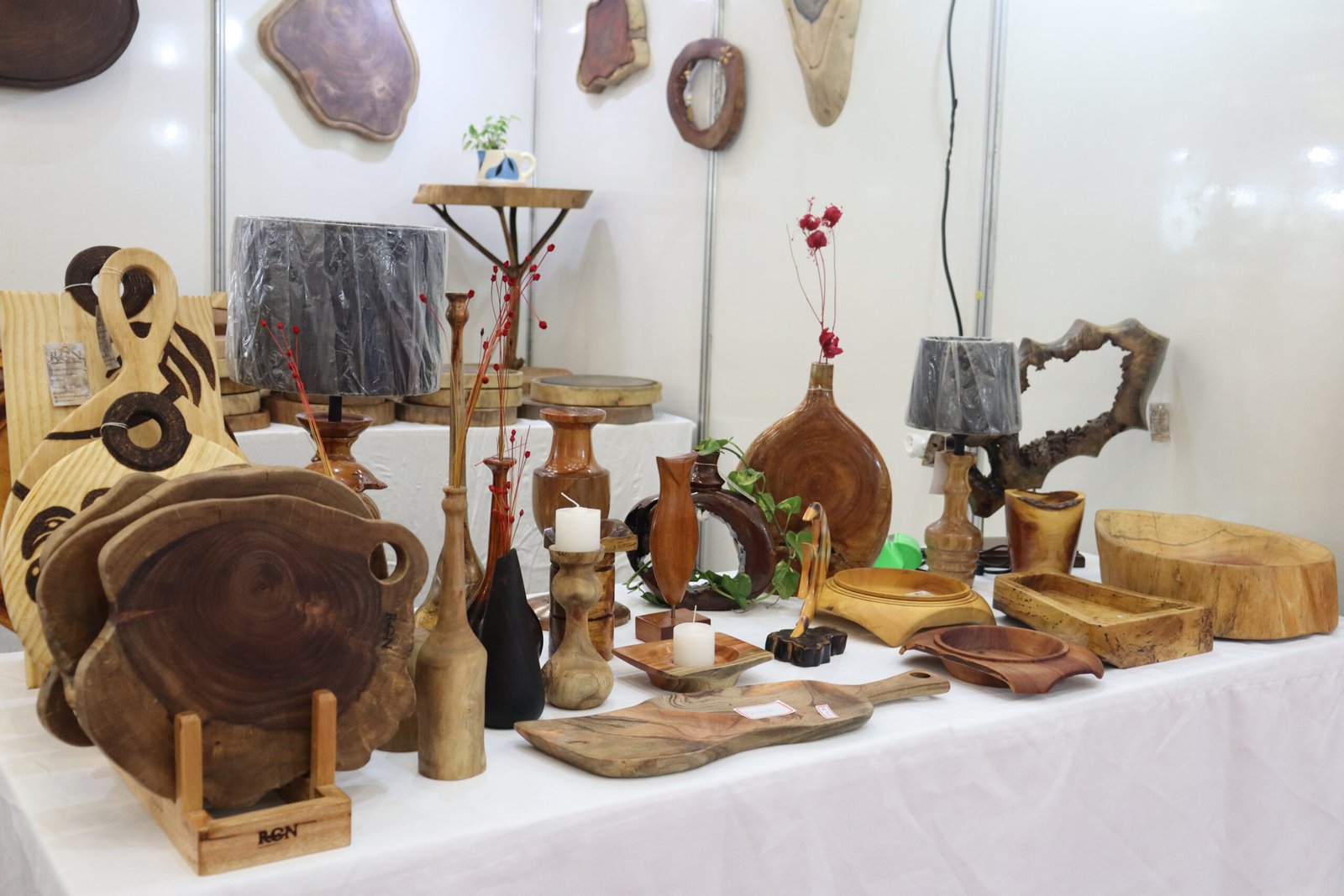 No momento, você está visualizando Artesãos são beneficiados pelo Governo do Estado na Brasil Mostra Brasil
