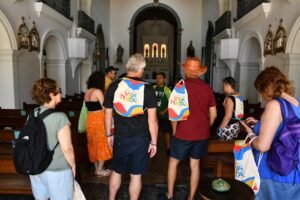 Leia mais sobre o artigo Natal retoma visitas guiadas e resgata turismo no Centro Histórico