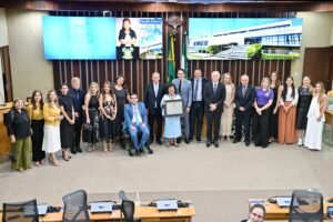 Leia mais sobre o artigo Luiza Trajano recebe título de cidadã potiguar e promete empregos no RN