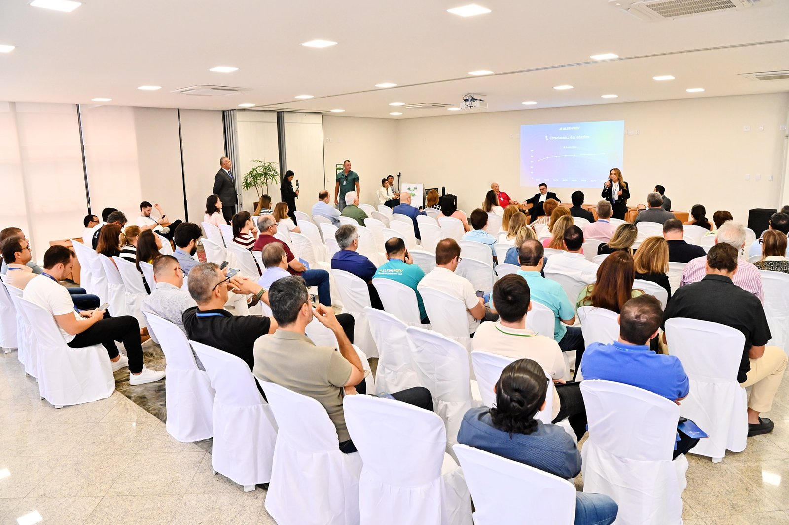 Leia mais sobre o artigo Assembleia do RN fortalece servidor com avanço na AlernPrev