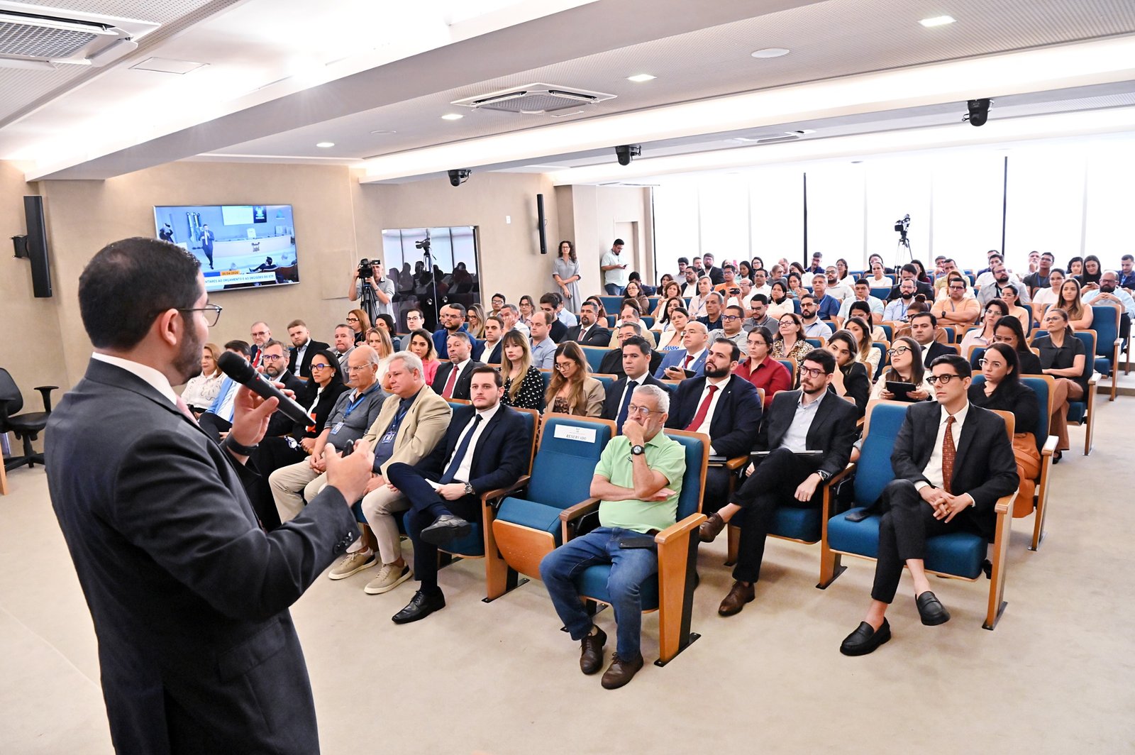 Leia mais sobre o artigo ALRN promove palestra sobre emendas e decisões do STF com foco em transparência